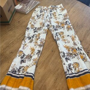 Floral Print Women's Trousers - White and Yellow they are linen